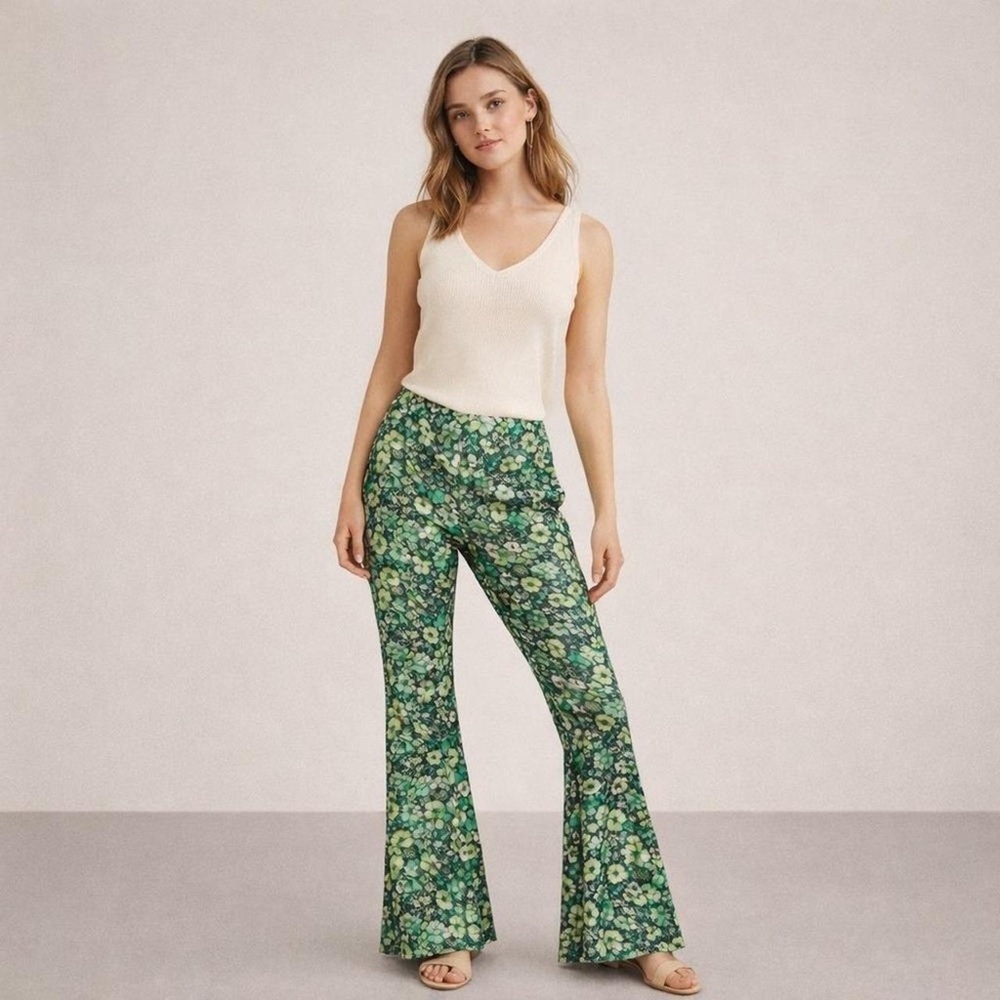Zara Floral print jersey flared pull on pants sz.S